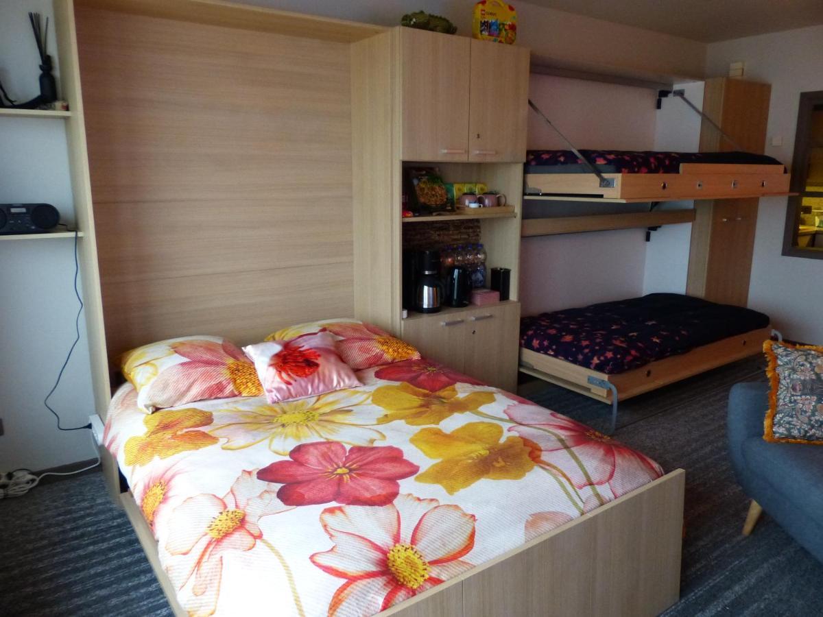 Zeezicht Alisa Appartement